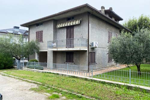 Casa indipendente a San Giovanni in Marignano